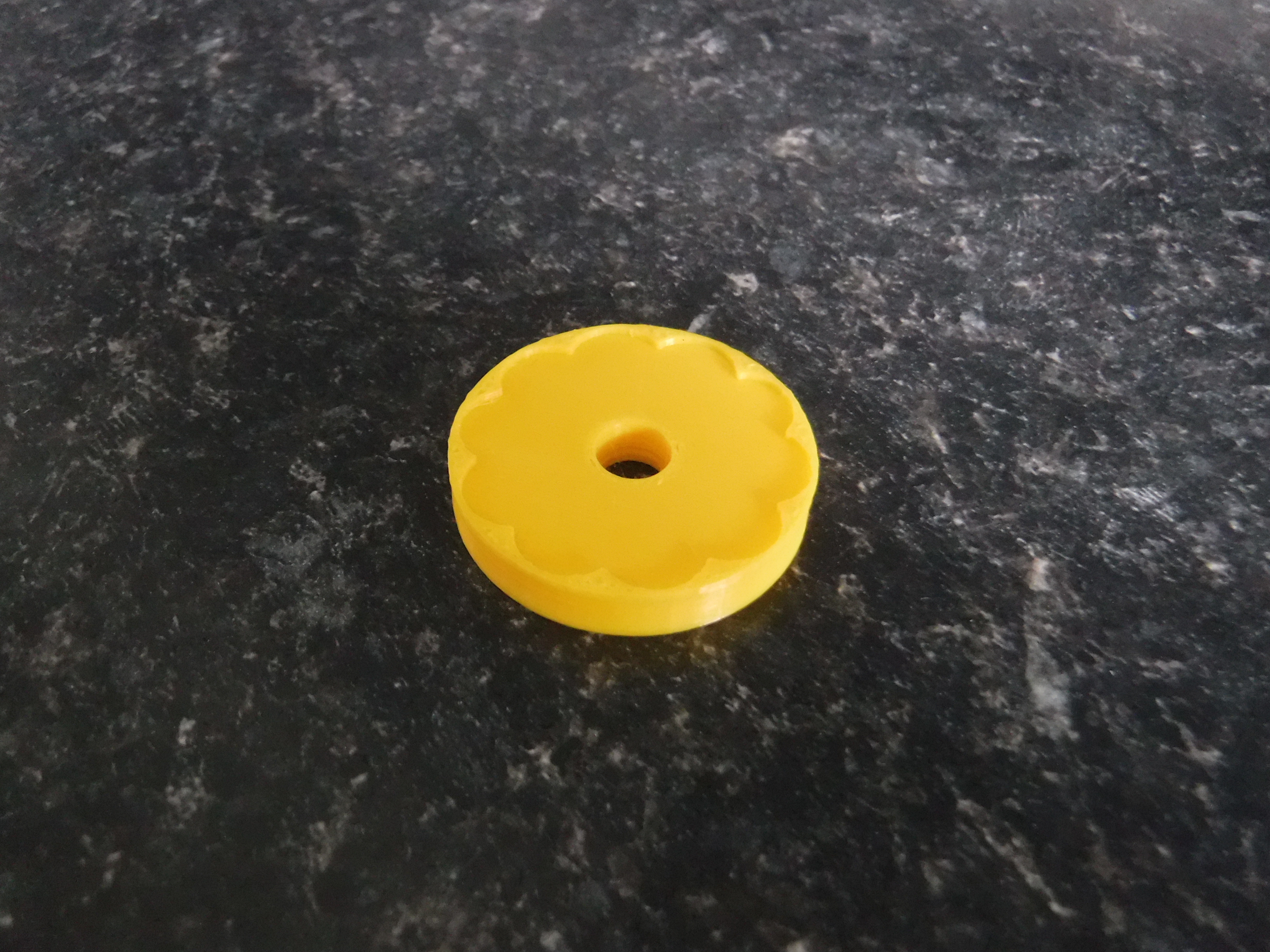 Miniatura 2 do modelo 3D 45 Record Adapter - Jelly