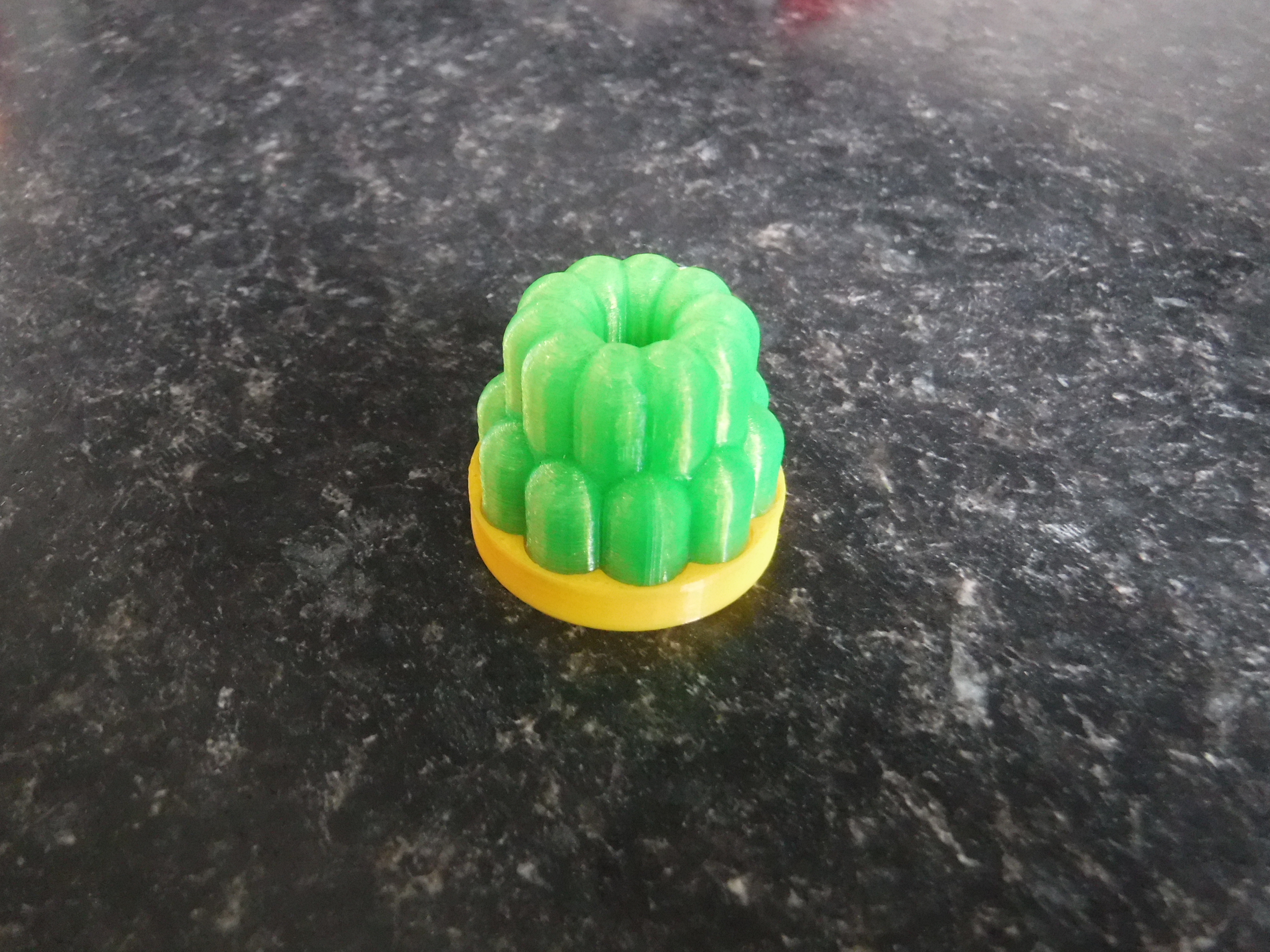Miniatura 4 do modelo 3D 45 Record Adapter - Jelly