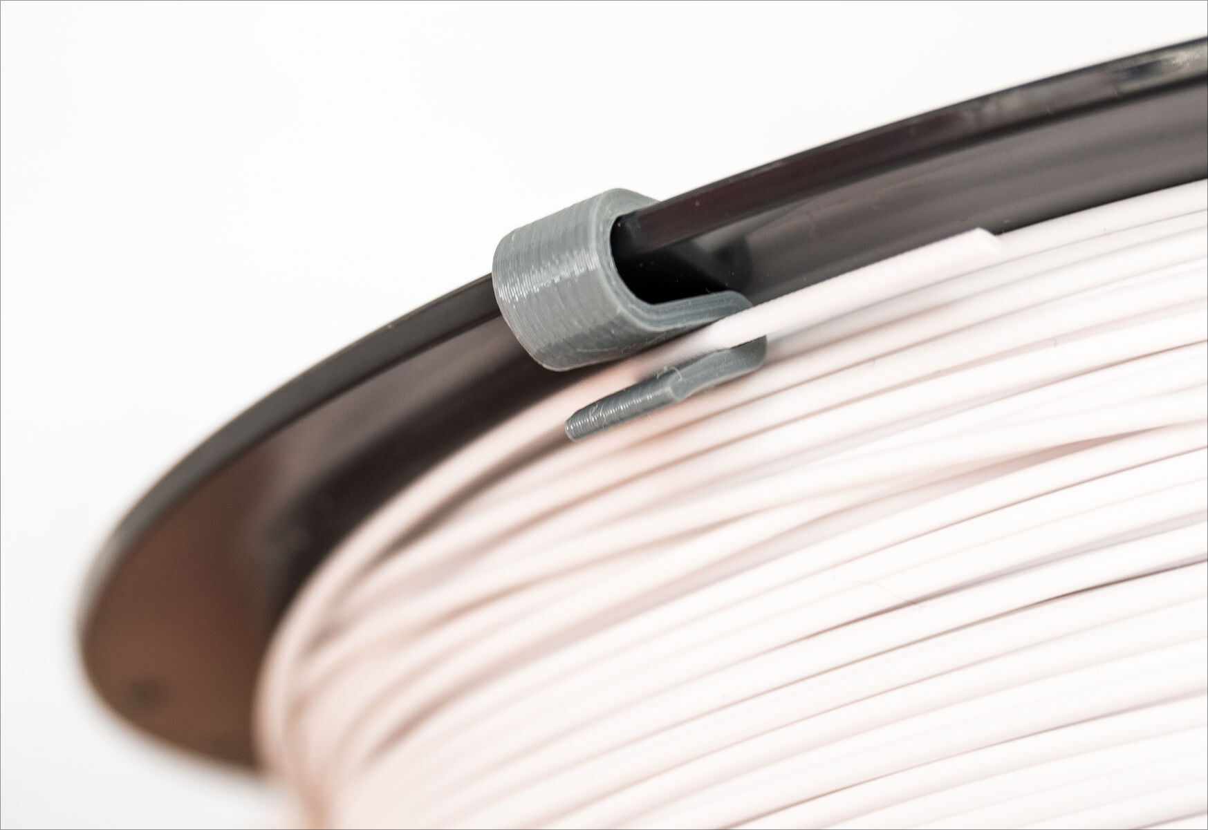 Yet another small filament clip