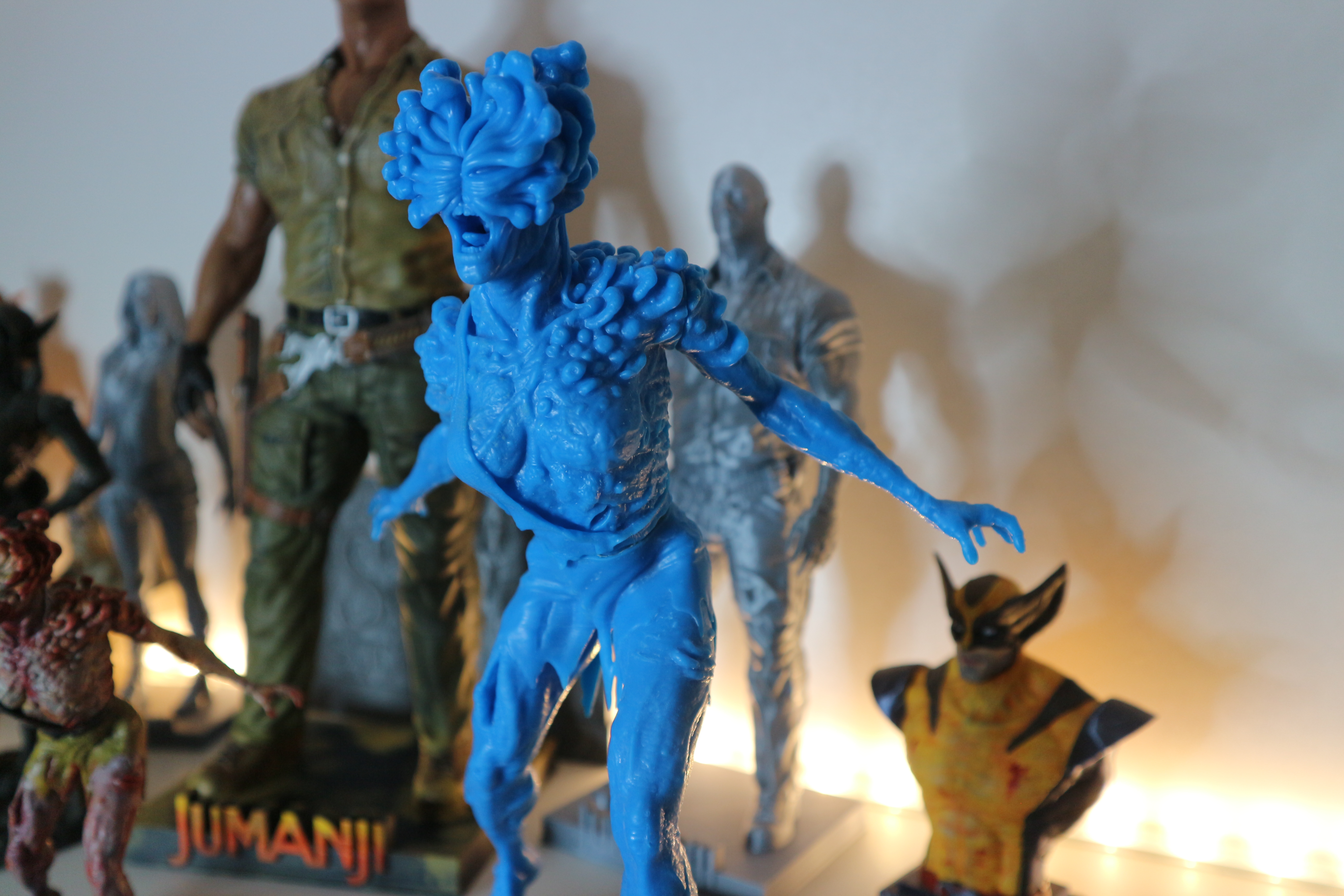 Miniatura 5 do modelo 3D Clicker statue