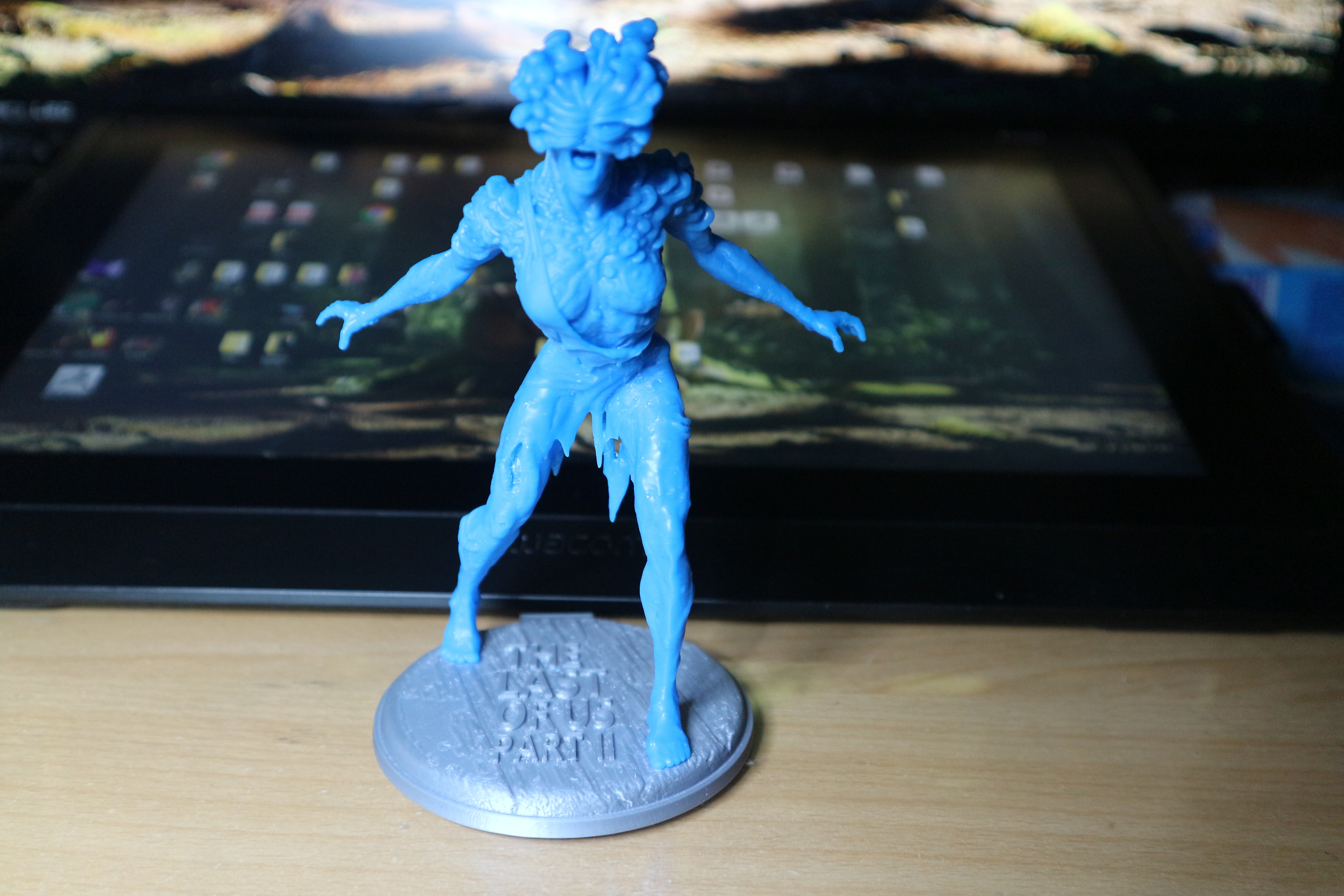 Miniatura 3 do modelo 3D Clicker statue