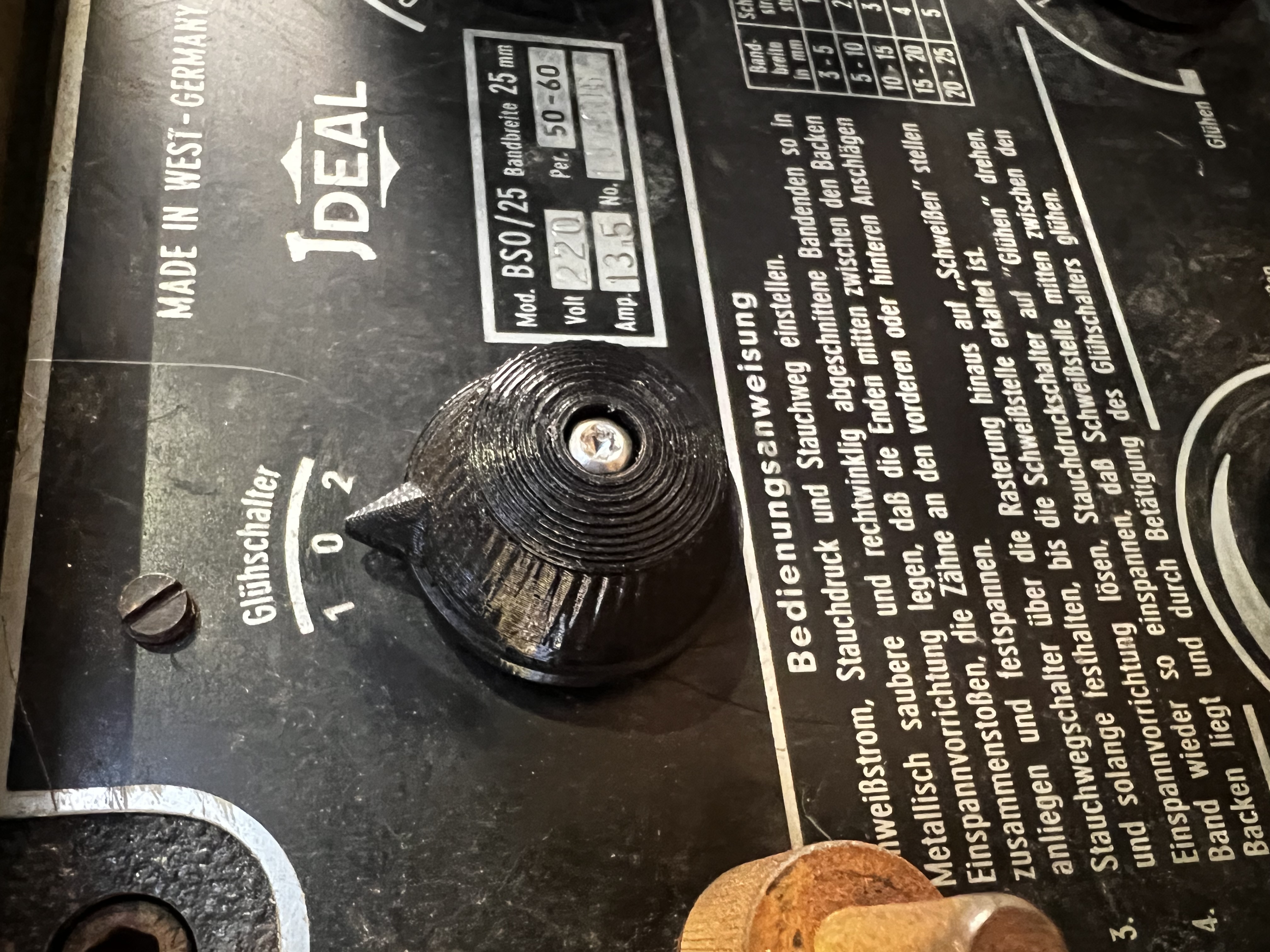 twist knob for old machines