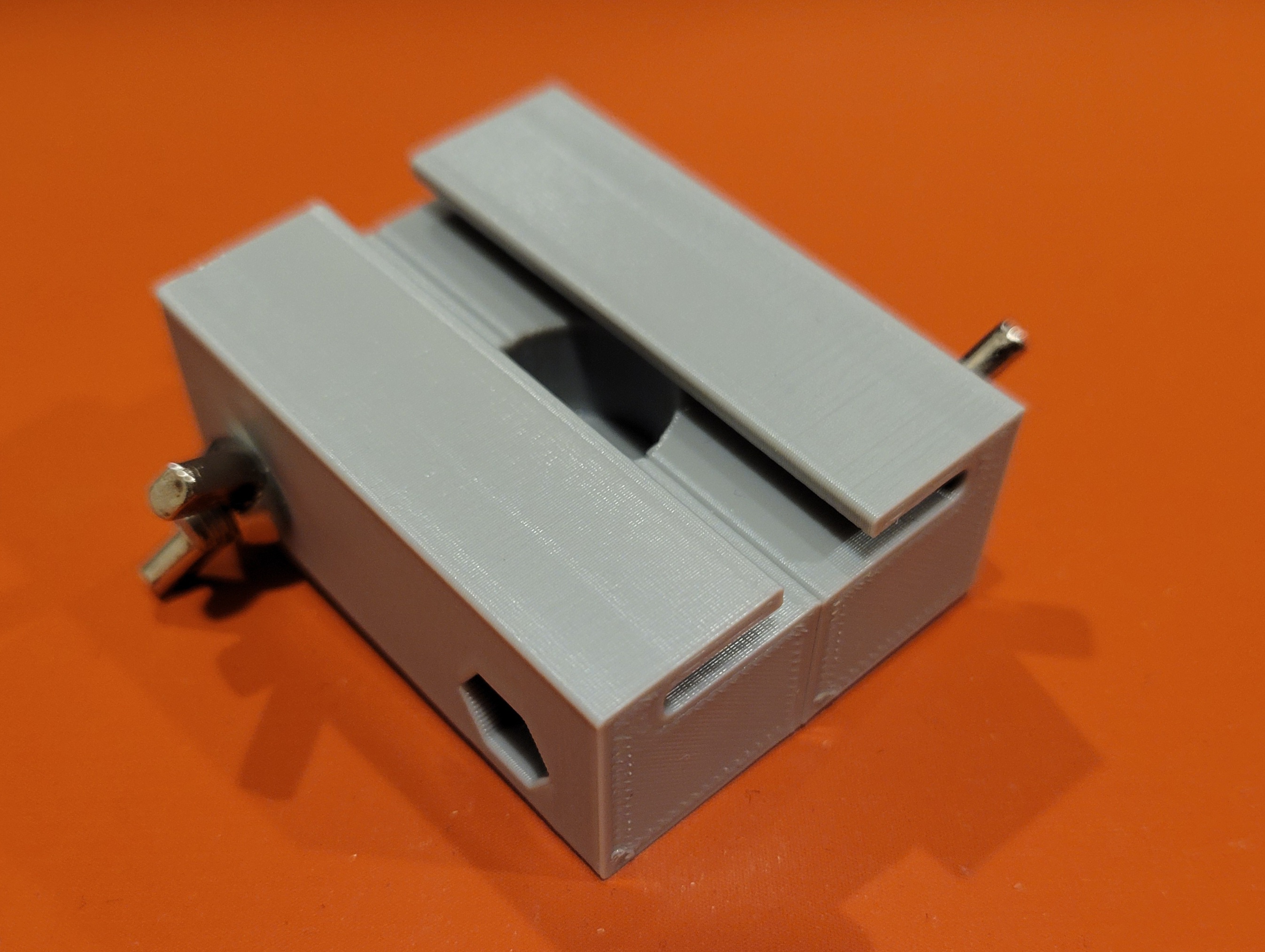 Miniatura 2 do modelo 3D Ceiling Hanger