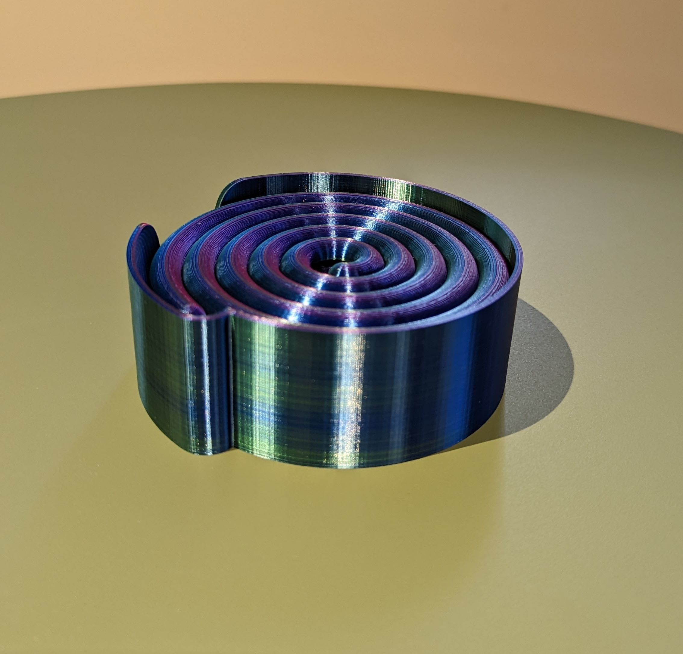 Spiral coaster holder
