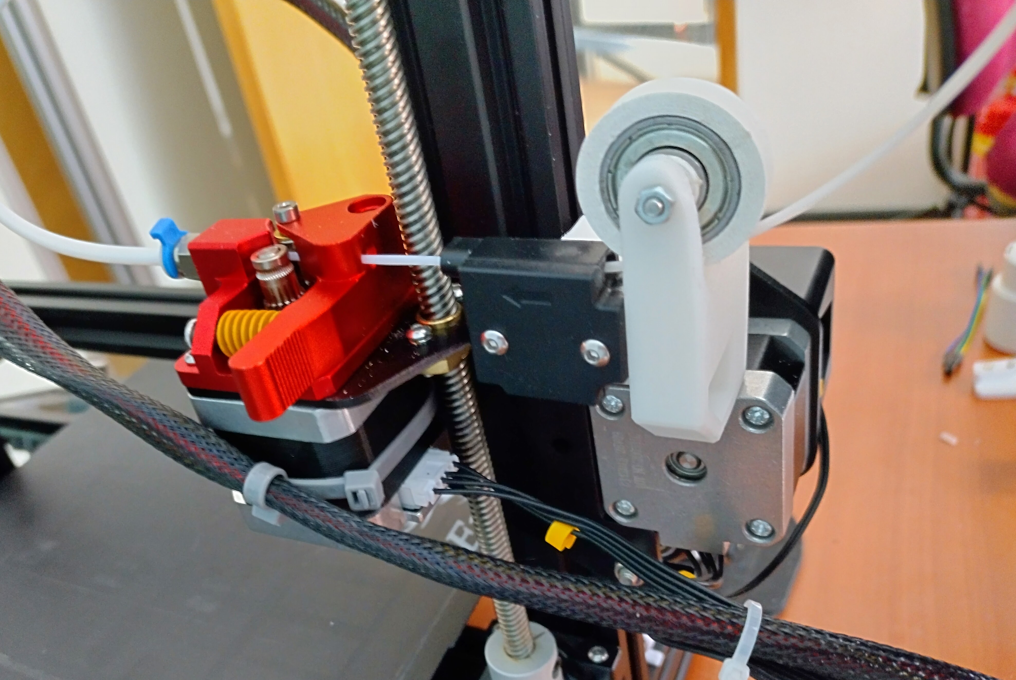 Filament Guide And Runout Sensor For Ender 3 Pro With Dual Gear ...