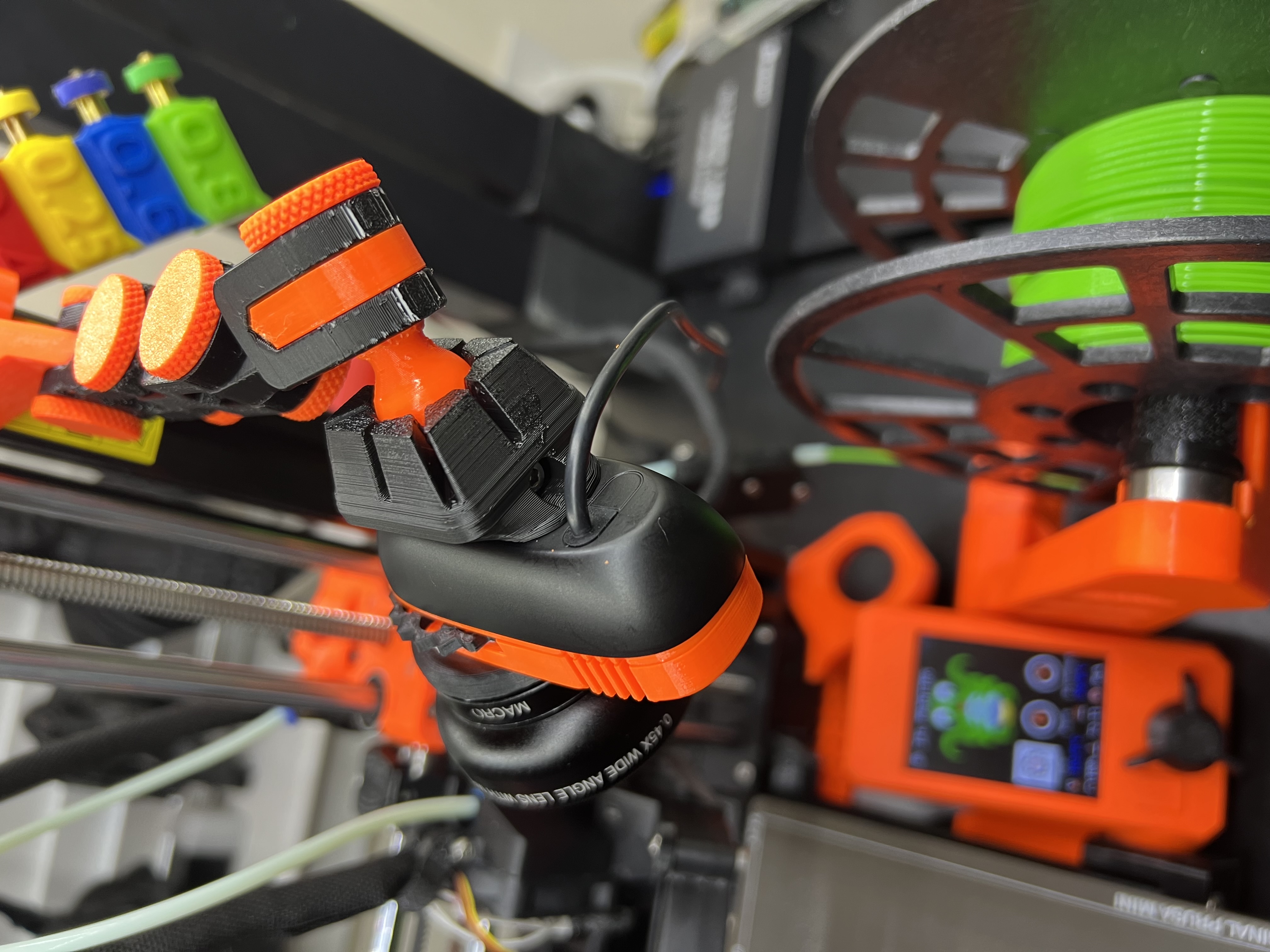 Articulated Mount Logitech C270 Adapter by Zilerd | Download free STL ...