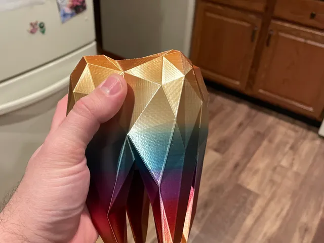 Tooth Low Poly Pen holder