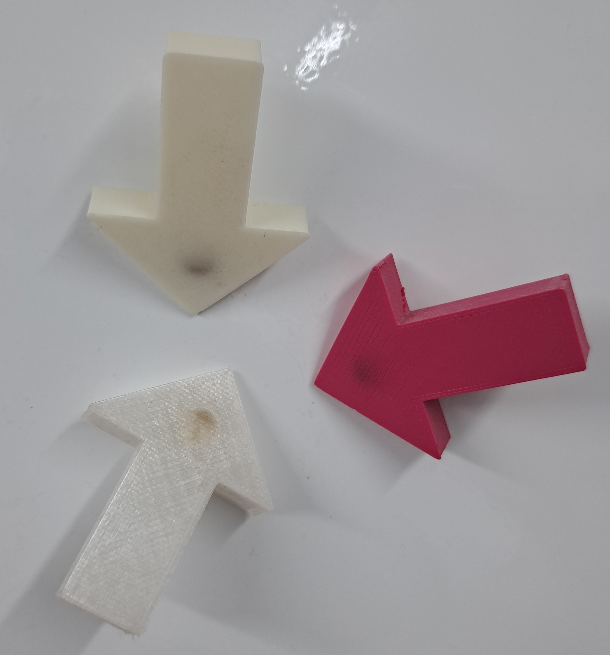 Magnetic arrows for various magnet sizes