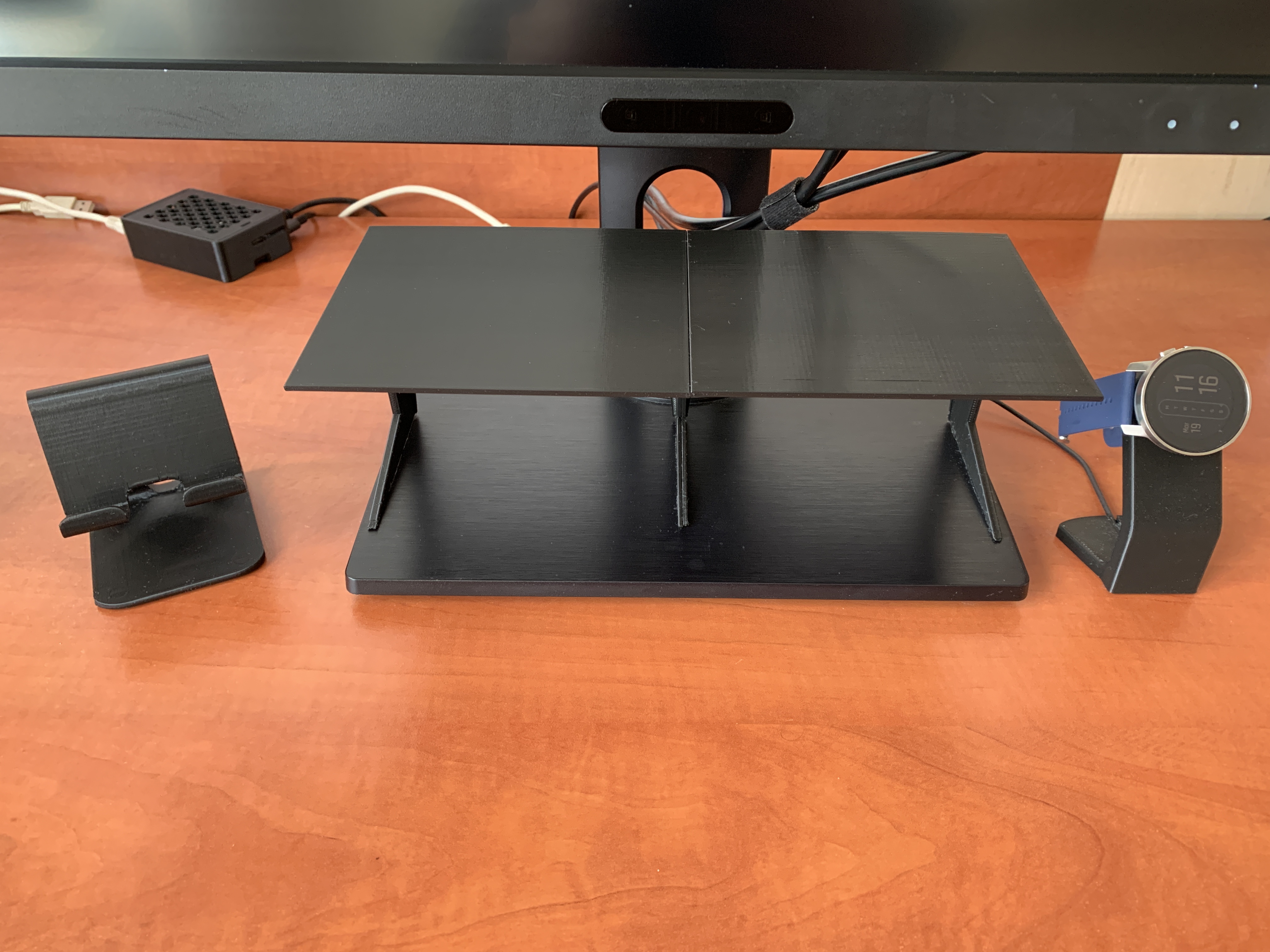 Miniatura 2 do modelo 3D Stackable shelf set