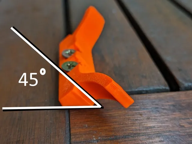 Blind cord cleat at 45 degrees