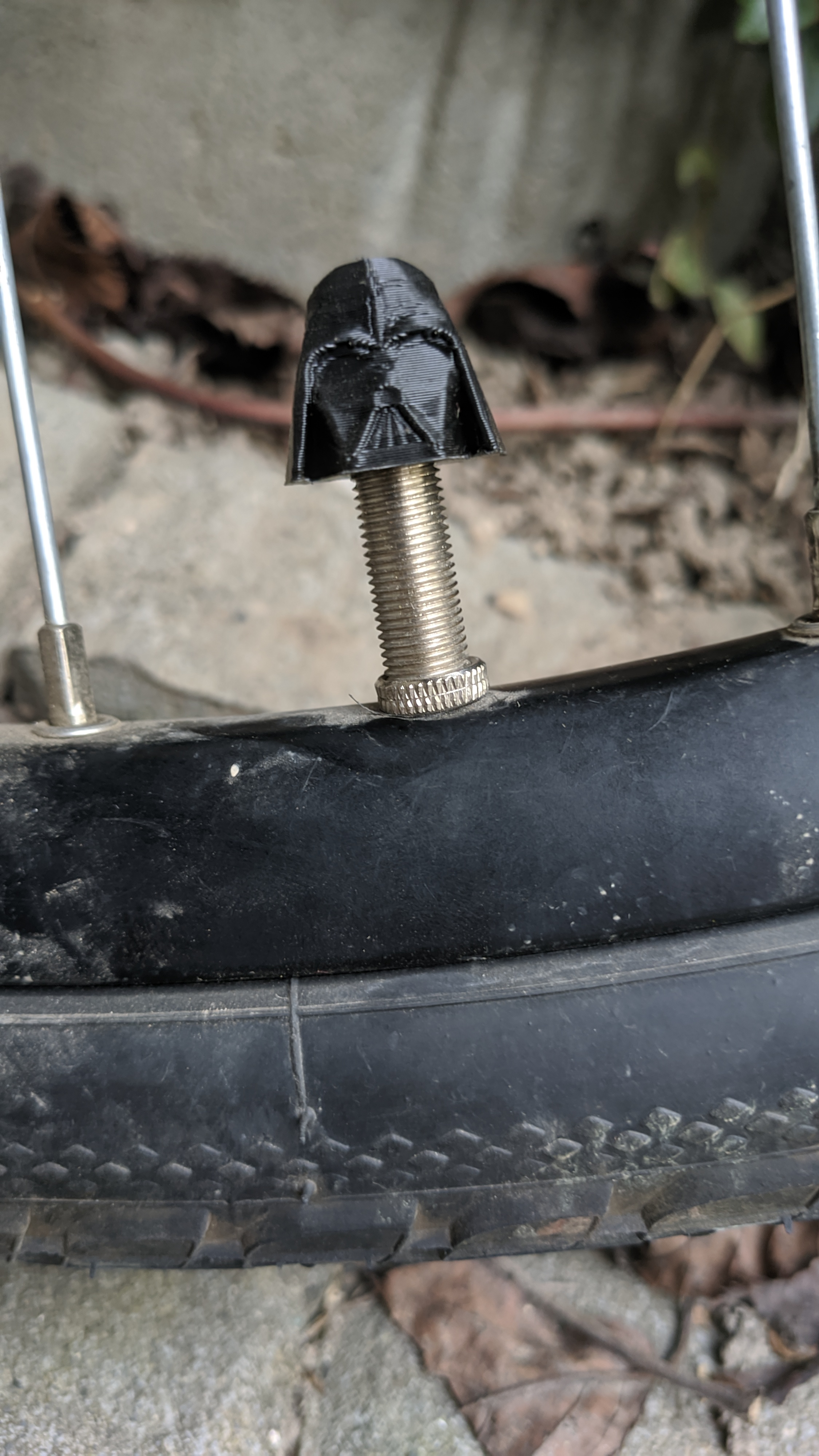 Darth Vader tire cap (Schrader)