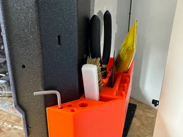 Simple mirroring from Baggins Tool organizer