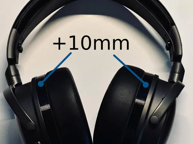 Audeze Maxwell earpad spacer