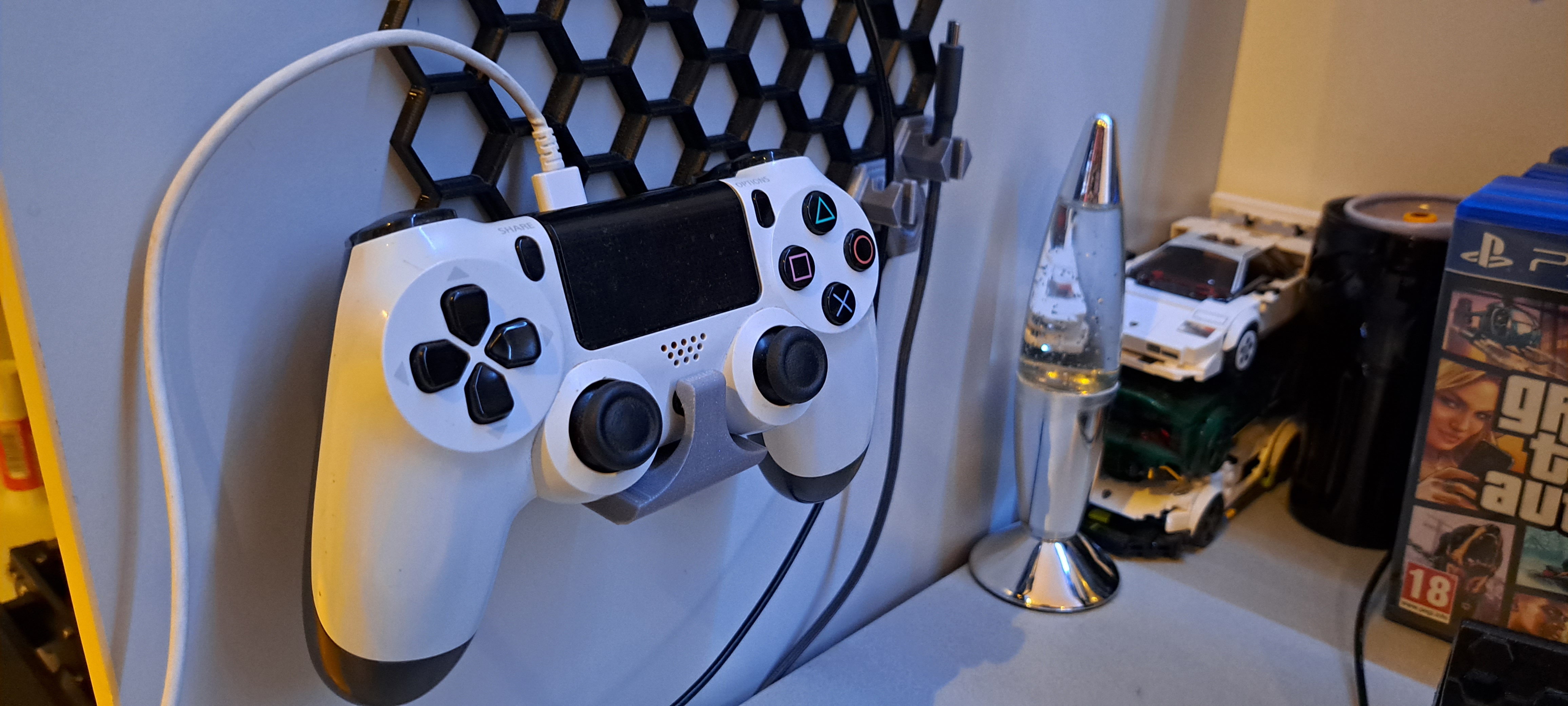 DualShock 4 stand HSW