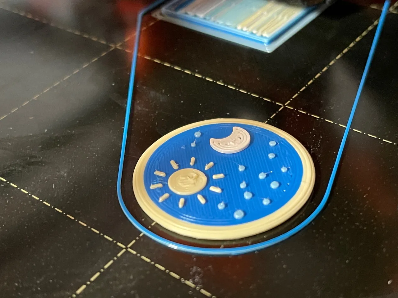 MMU Quick Happy Test Print - Sun Moon Stars Disc por Plaidbear | Descargar  modelo STL gratuito 