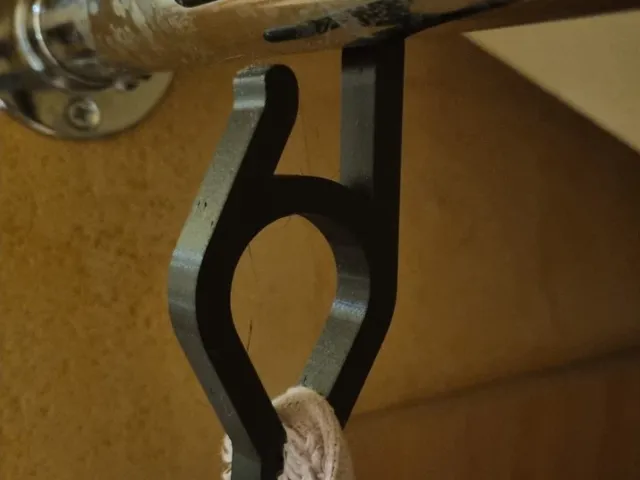 Towel clip and hanger for 25mm rail