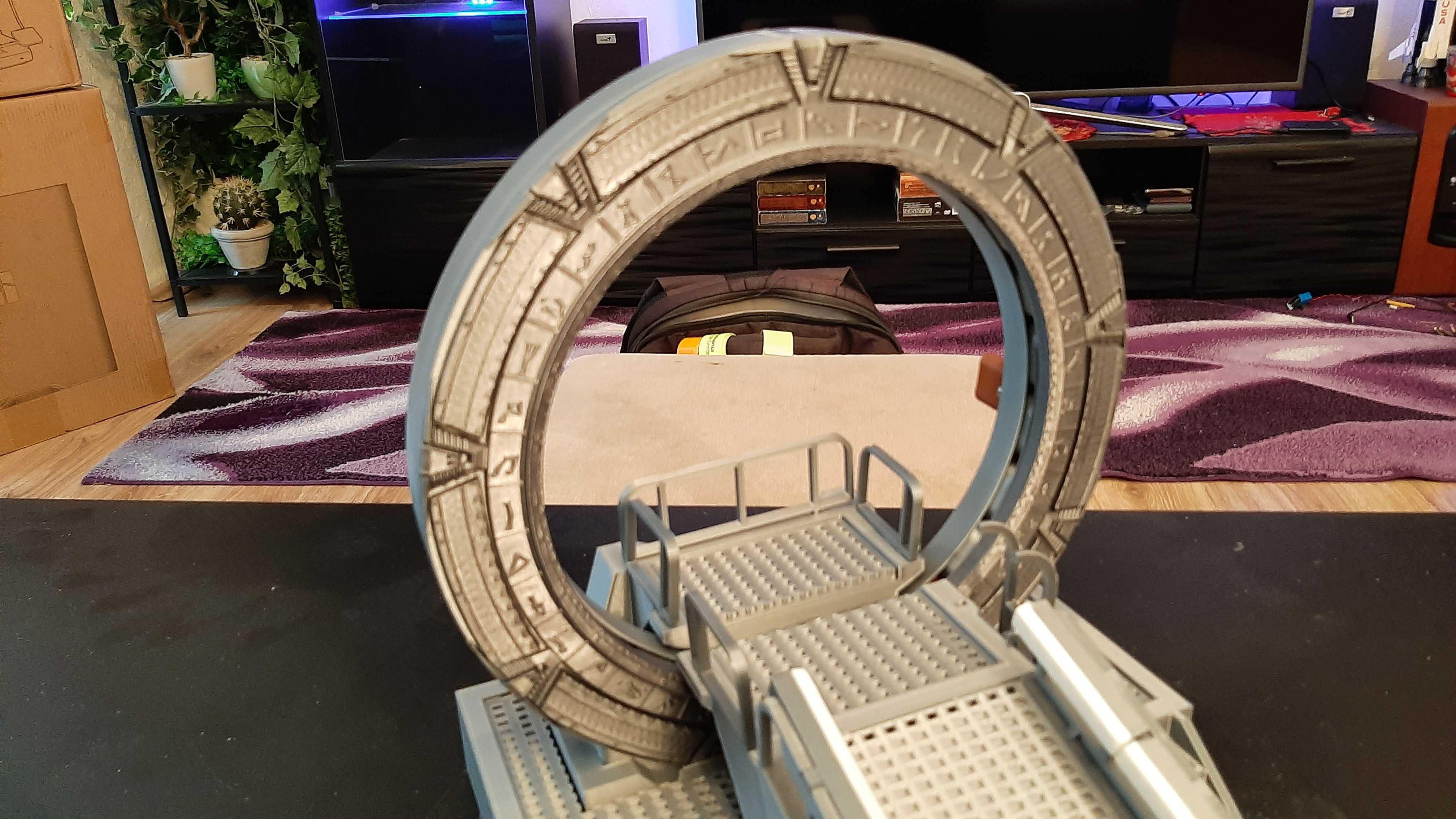 Miniatura 6 do modelo 3D Stargate with a working Iris