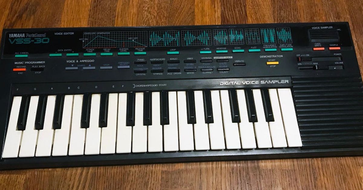 YAMAHA VSS-30 Keyboard battery cover by RetromanIE | Download free