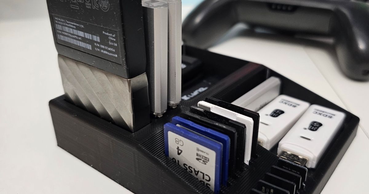 USB Geräte Halter Miscellaneous USB Devices Holder by AndyG68