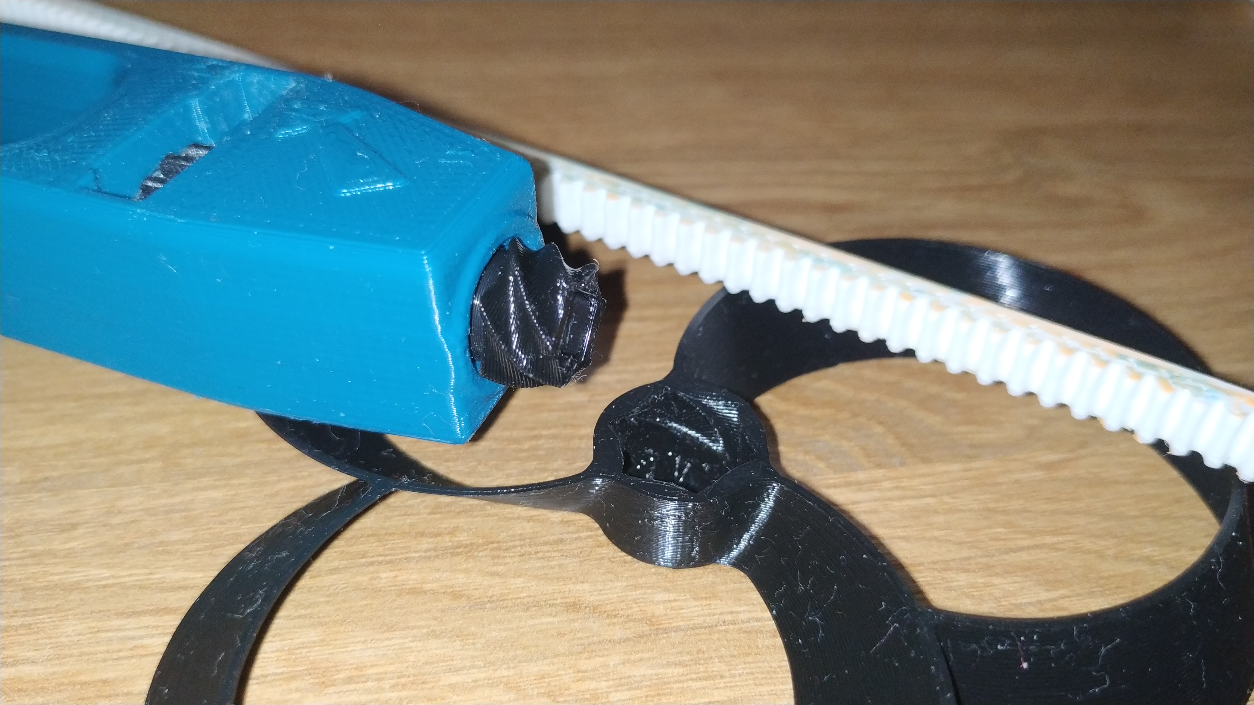 self release driver for Strong Flying Propeller / Pull Copter