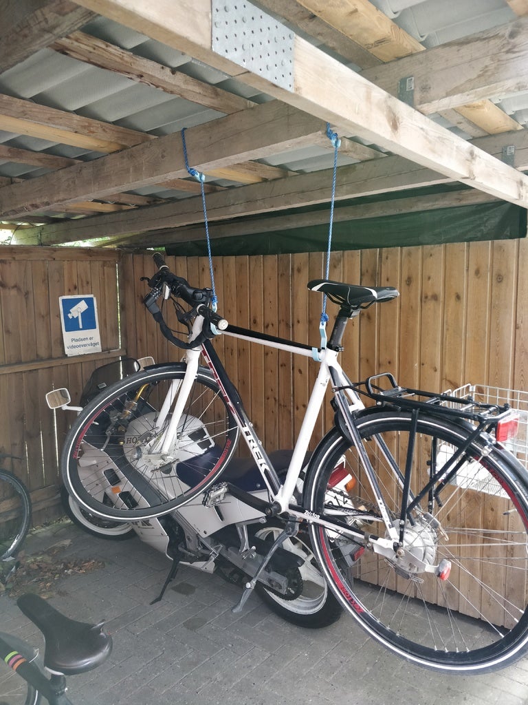 Bike hanger