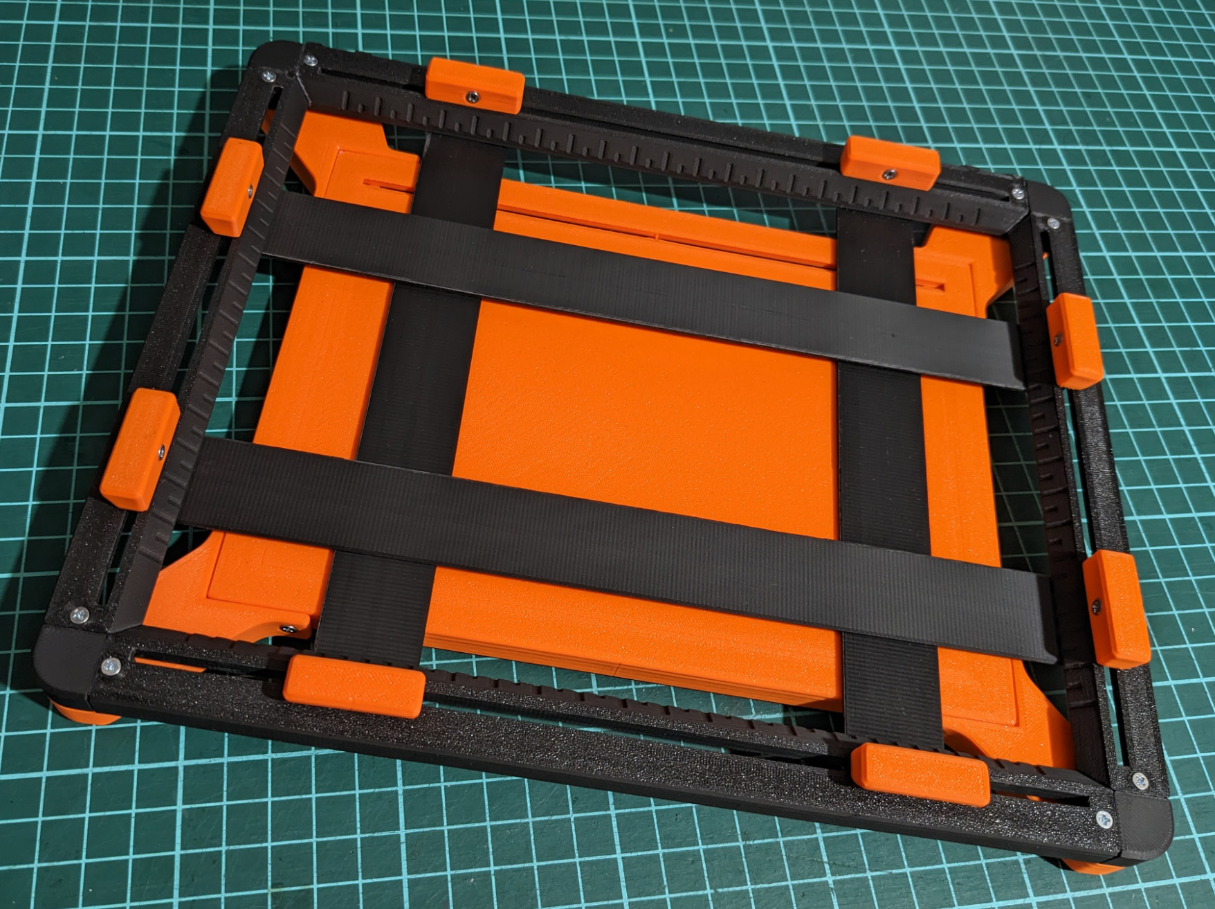 Miniatura 2 do modelo 3D Darkroom easel