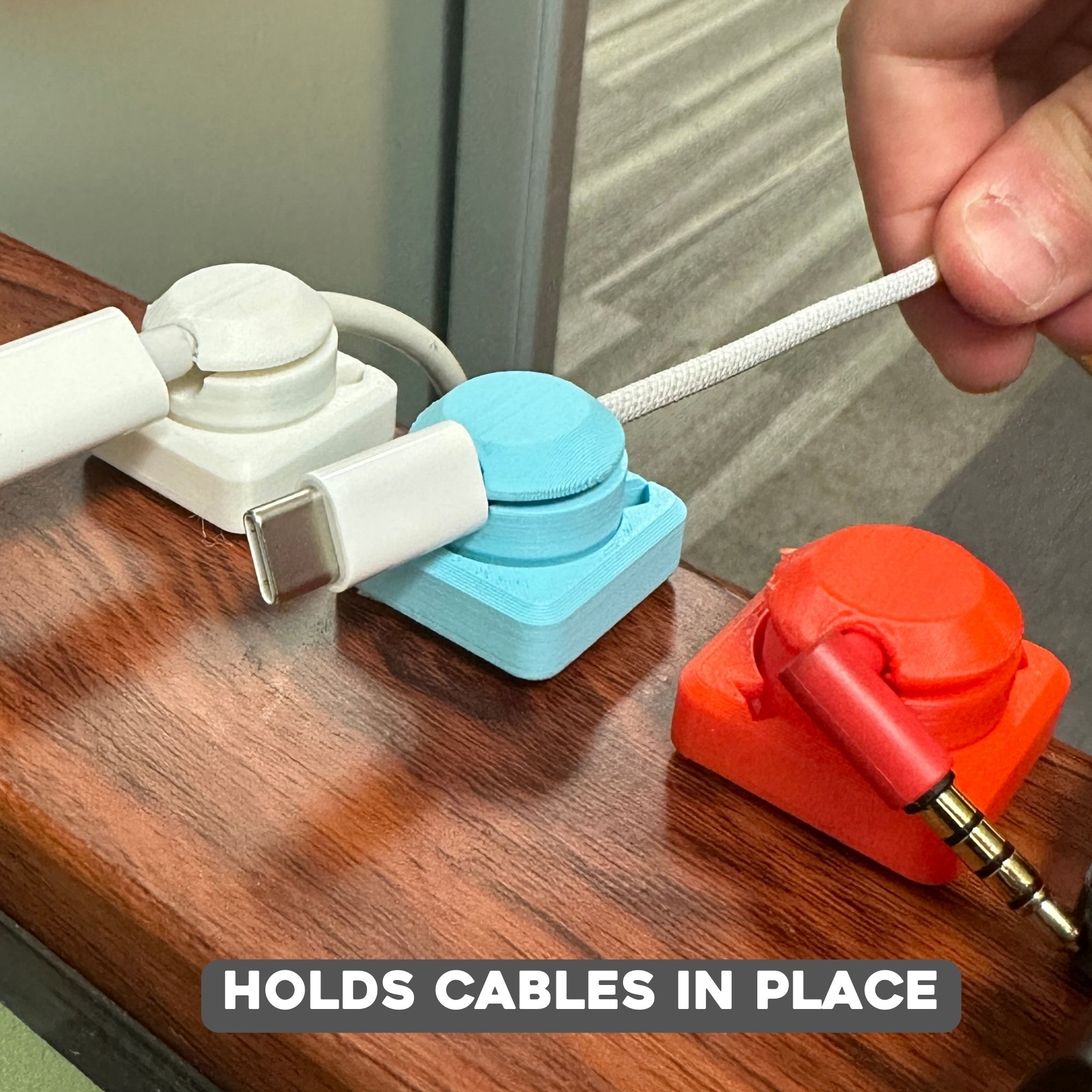 3D Printed Cable Organizer With Detachable Clip By Brandon Santana 3D Printed Cable Organizer With Detachable Clip By Brandon Santana
