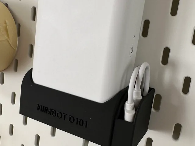 Niimbot D101 - Ikea Skadis