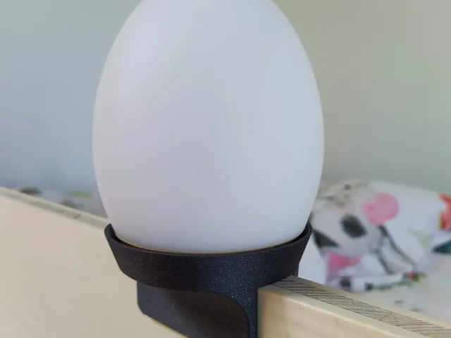 Silent servant / cup holder
