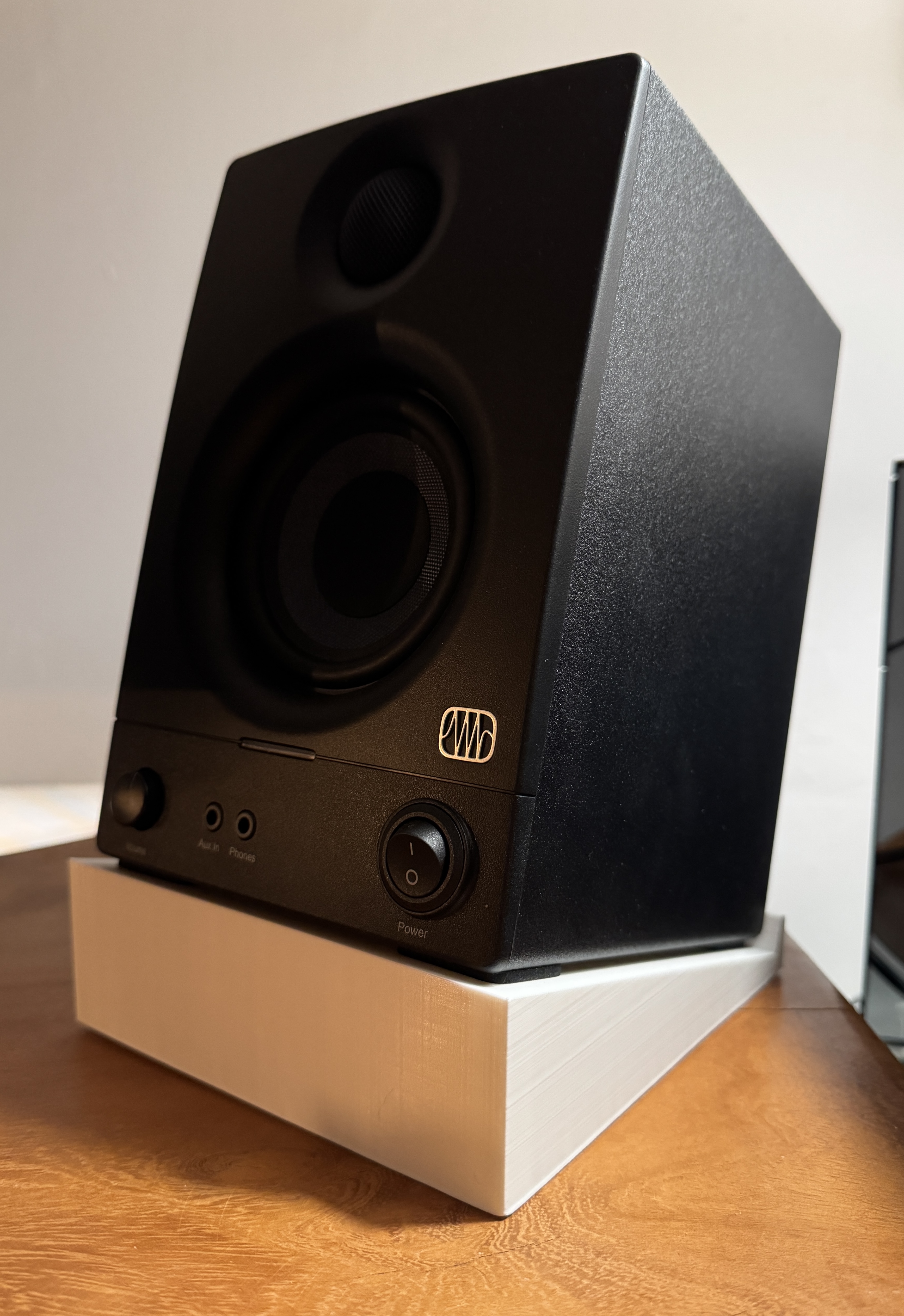 Simple Speaker Stand for Presonos monitors