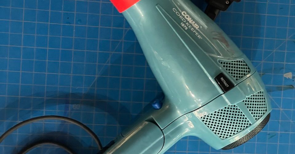 Nozzle concentrator for Conair 1875 Cord Keeper by Erik van de Pol