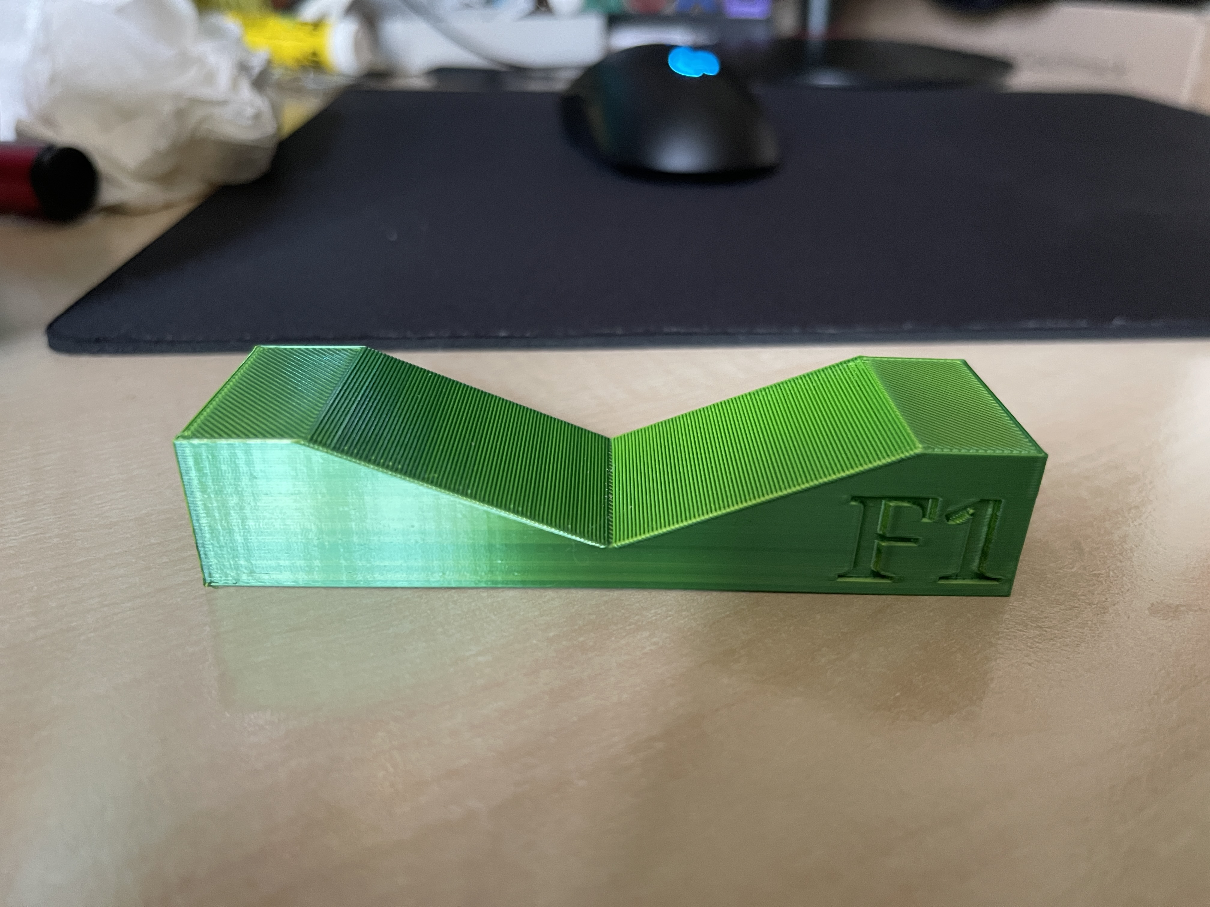 Formula1 Tire Holder