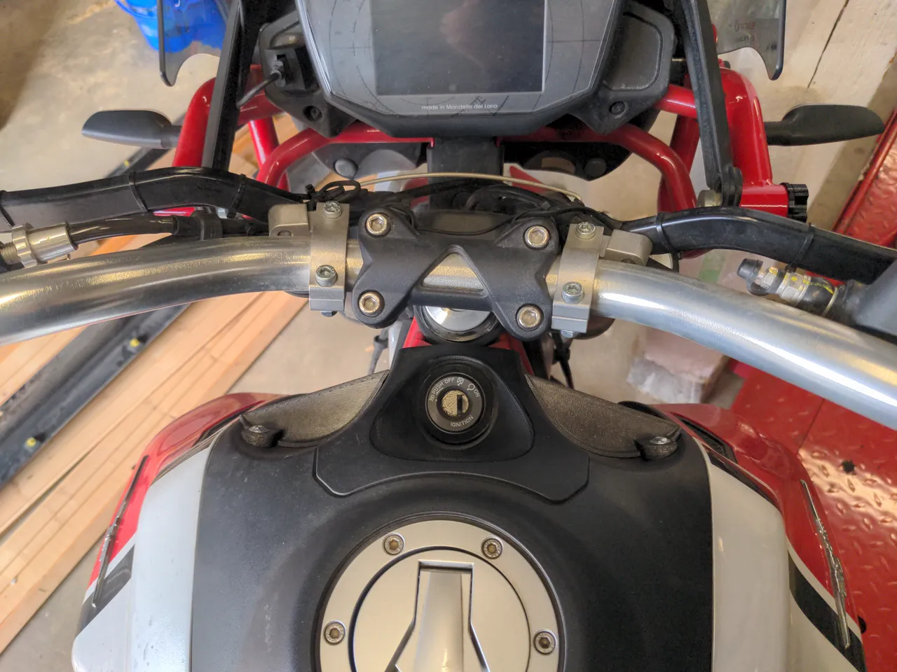 Wind deflector Moto Guzzi V85TT