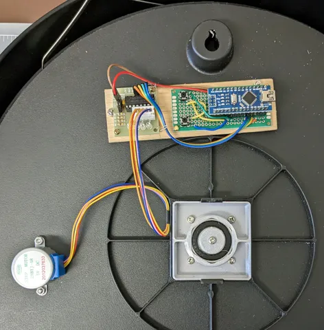 Wandering Hour Clock with Stepper Motor