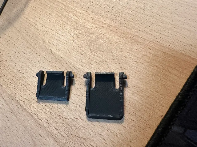 Corsair k55 extended rear legs/feet