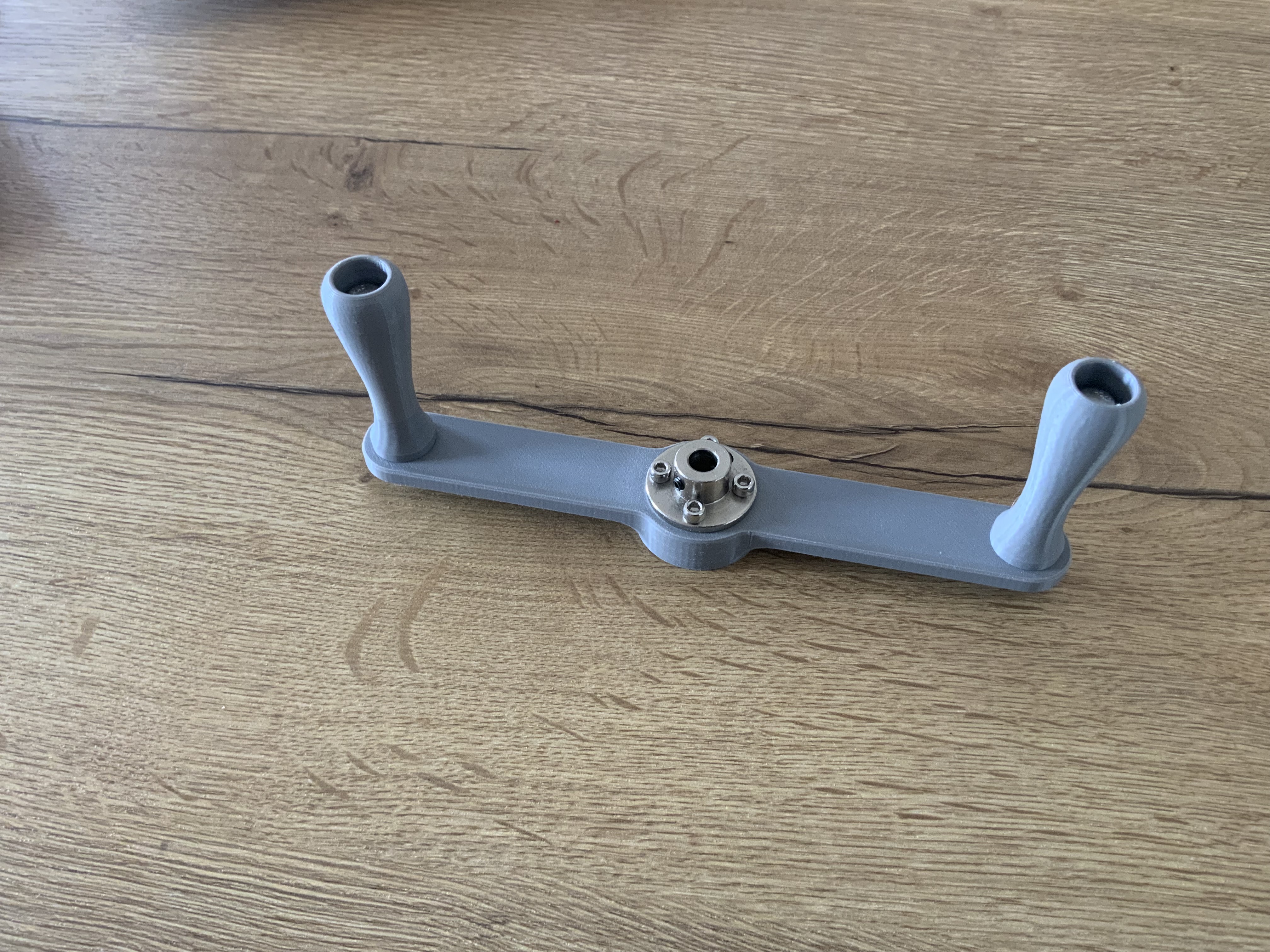Double crank arm (balanced, no fall back)