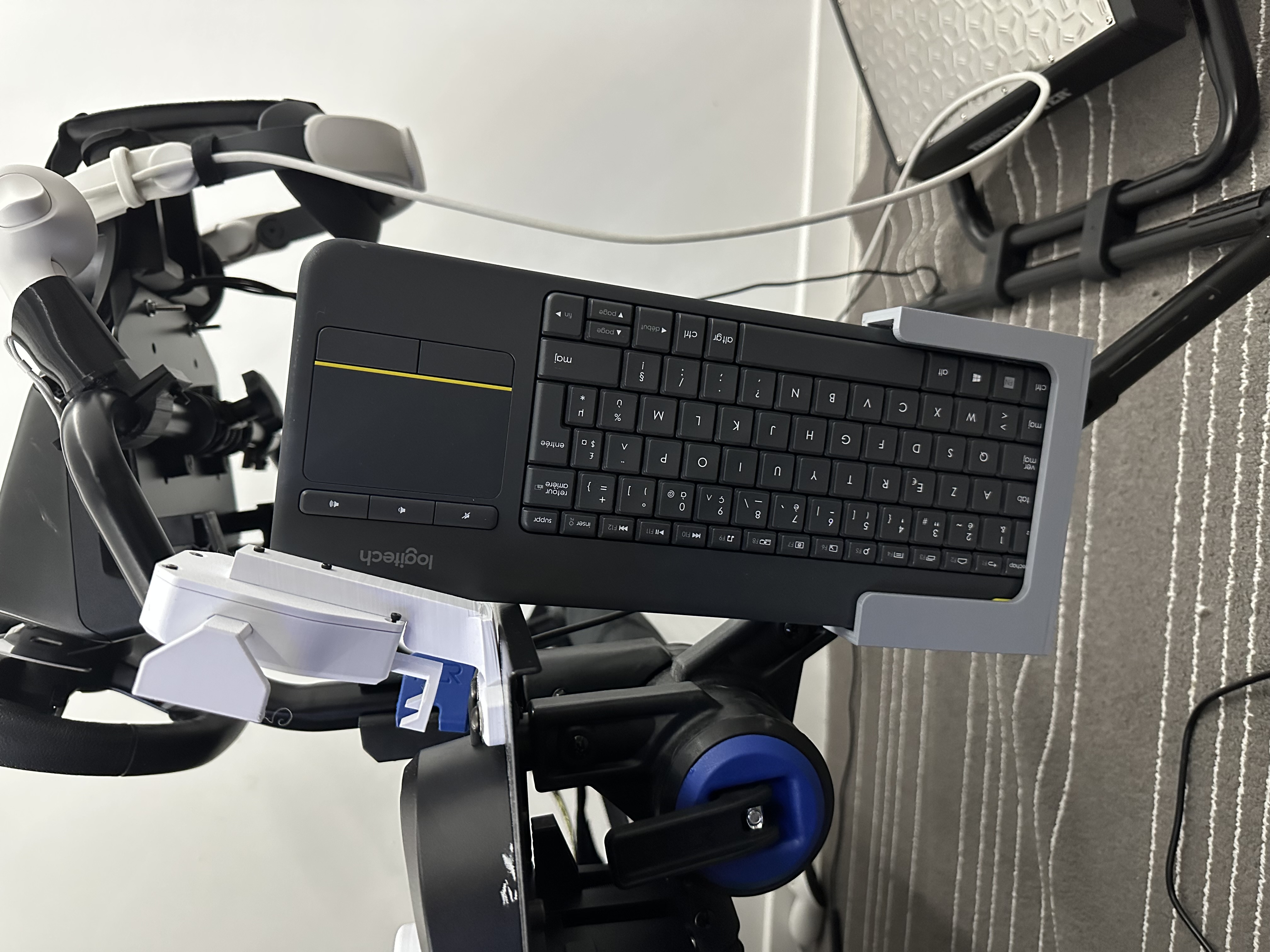 Keyboard Holder K400 for Next Level F-GT Lite