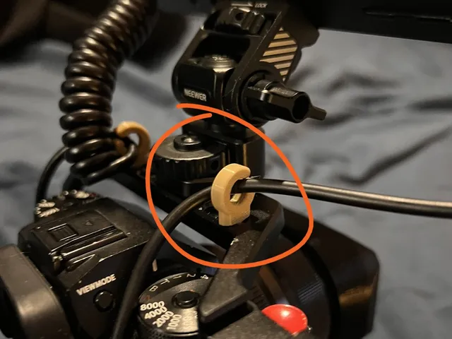 1/4-20 Cable Clip for Video Rig (TPU)