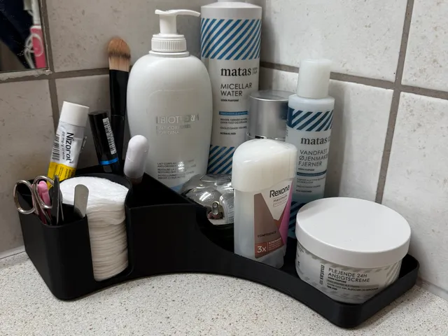 Bathroom organizer