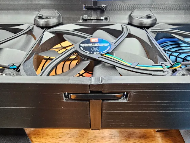 Front Fan Bezel for Supermicro 24 bay servers - 5mm spacer