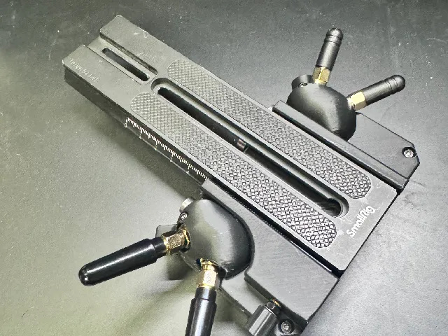 Accsoon Cineview to Manfrotto Style Baseplate undermount for DJI Ronin RS4 Pro or RS3 Pro