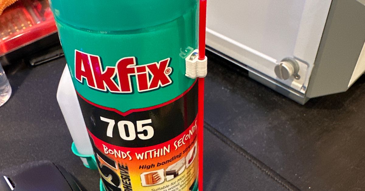 Spray Can Straw Holder 6x2 mm by MagicHack Download free STL