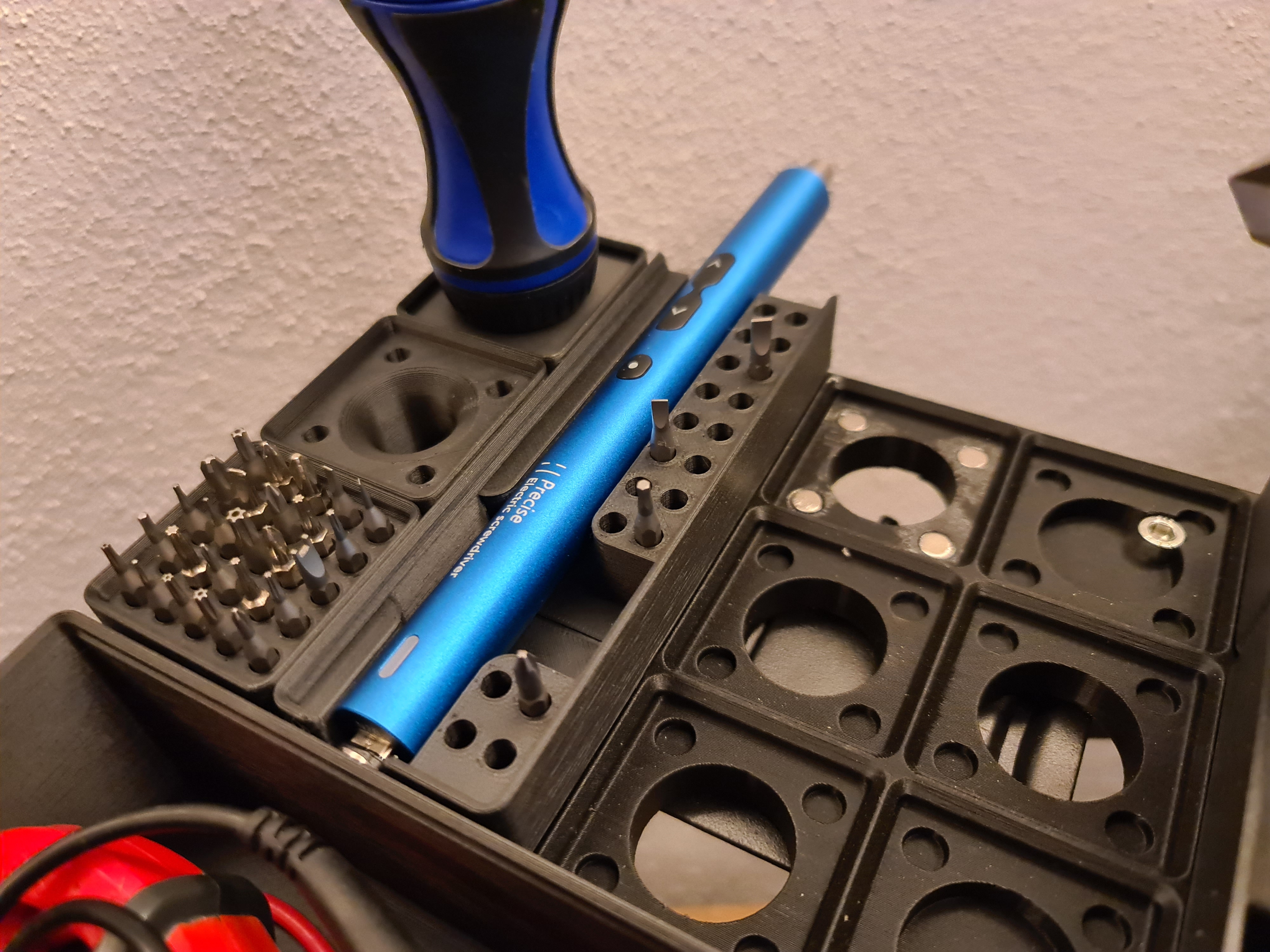 Gridfinity Ankilo Mini Electric Screwdriver with bit holder