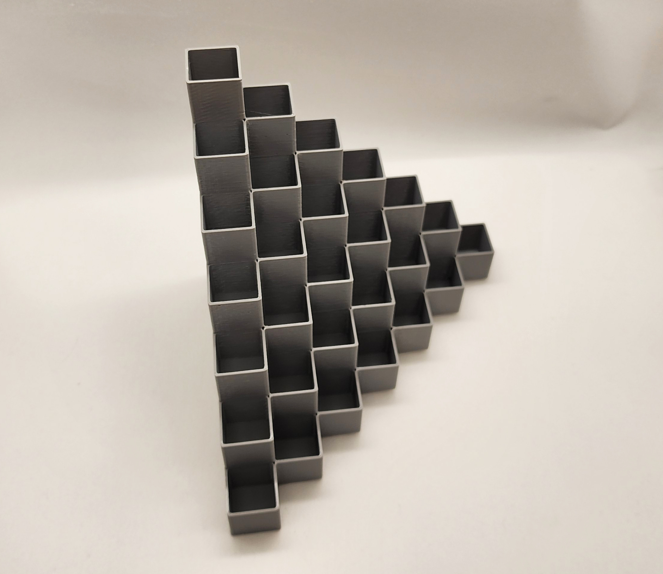 Miniatura 4 do modelo 3D ◈ Q-Bert Caddy ◈