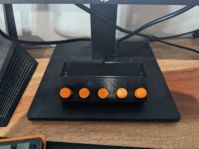 DEEJ mixer case - No Tabs