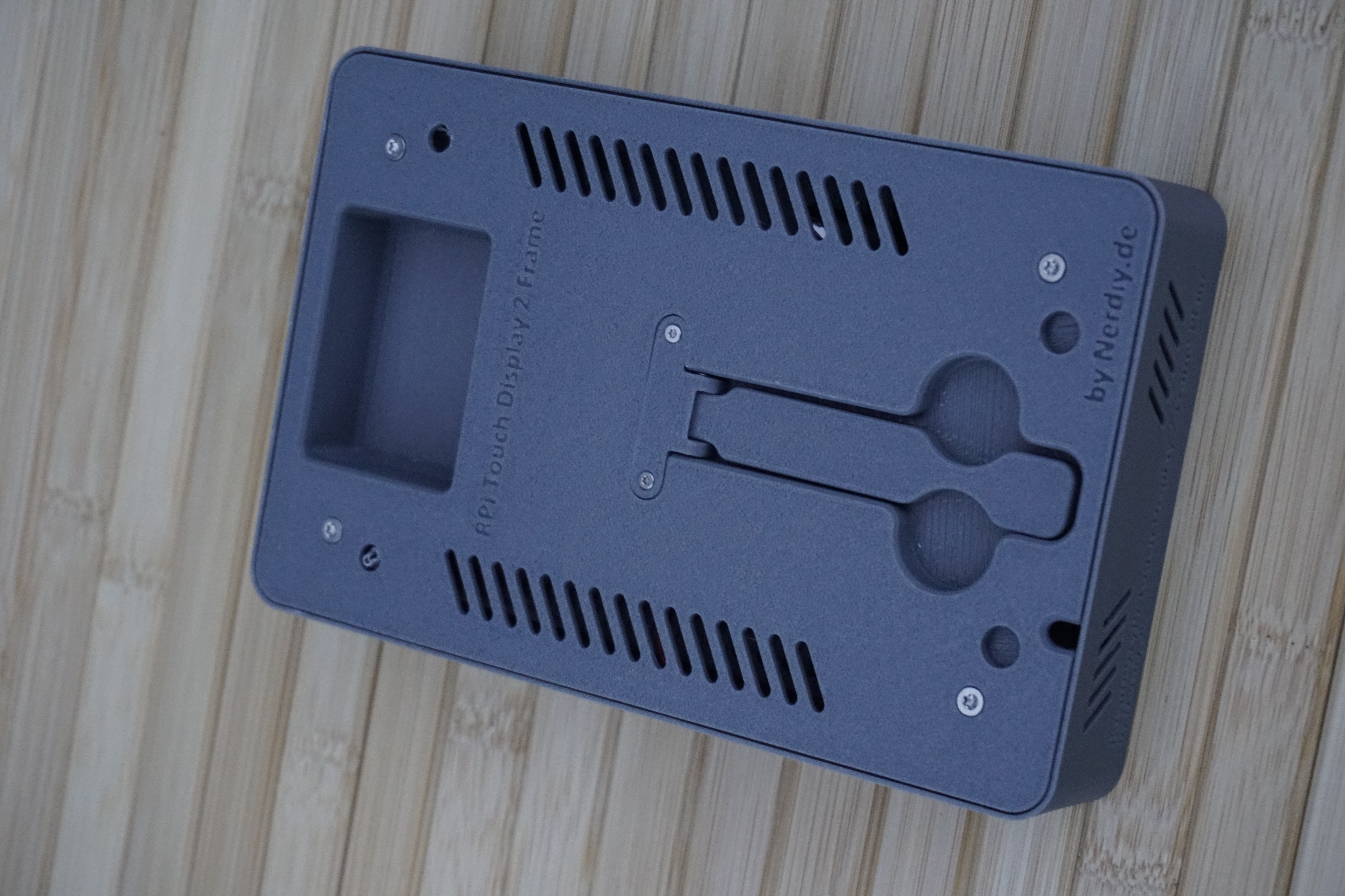 Raspberry Pi 7" Touch Display 2 Frame for RaspberryPi 5 - Vertical by Nerdiy.de — miniatura 3