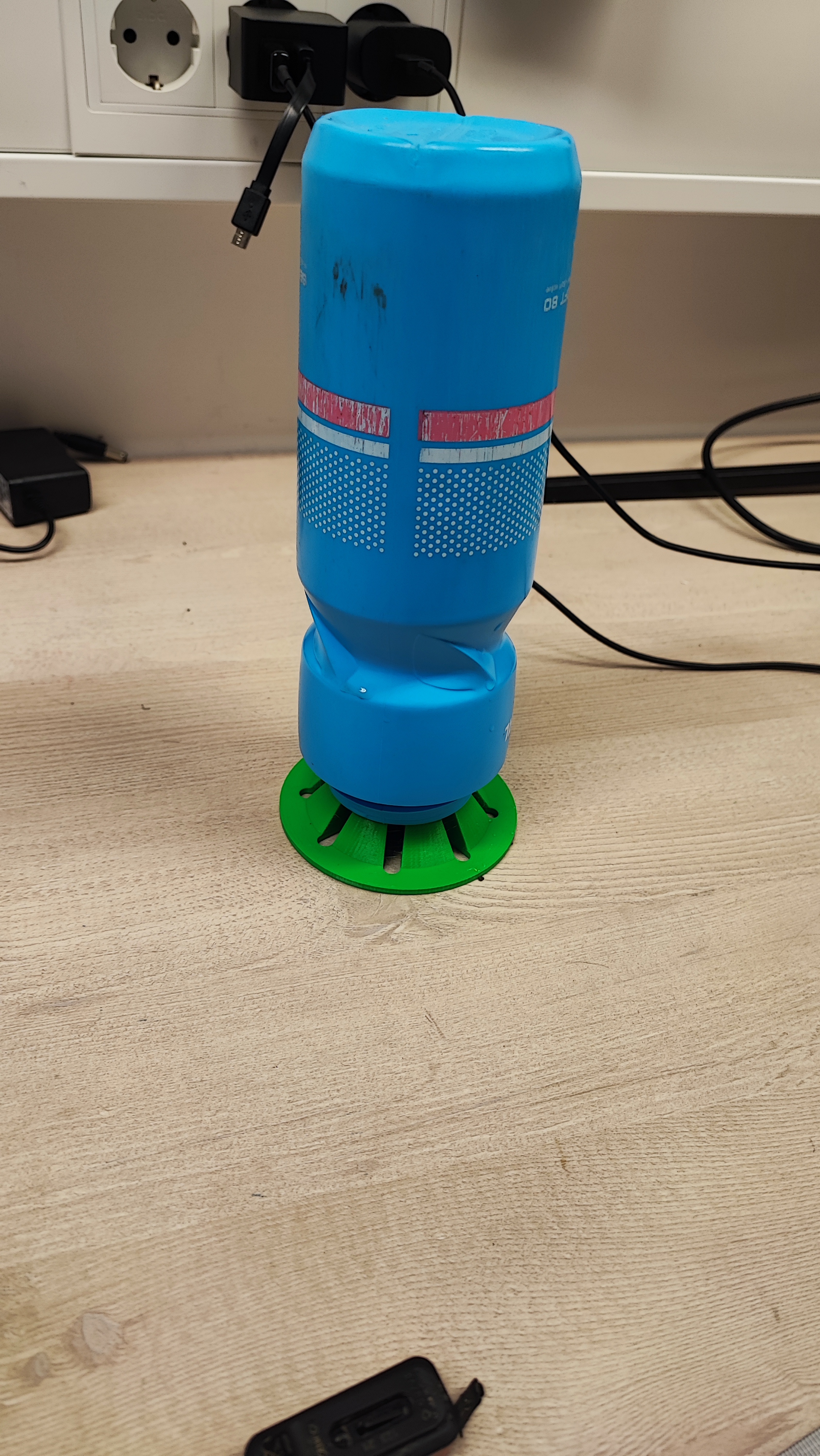 Bottle stand (bidon)