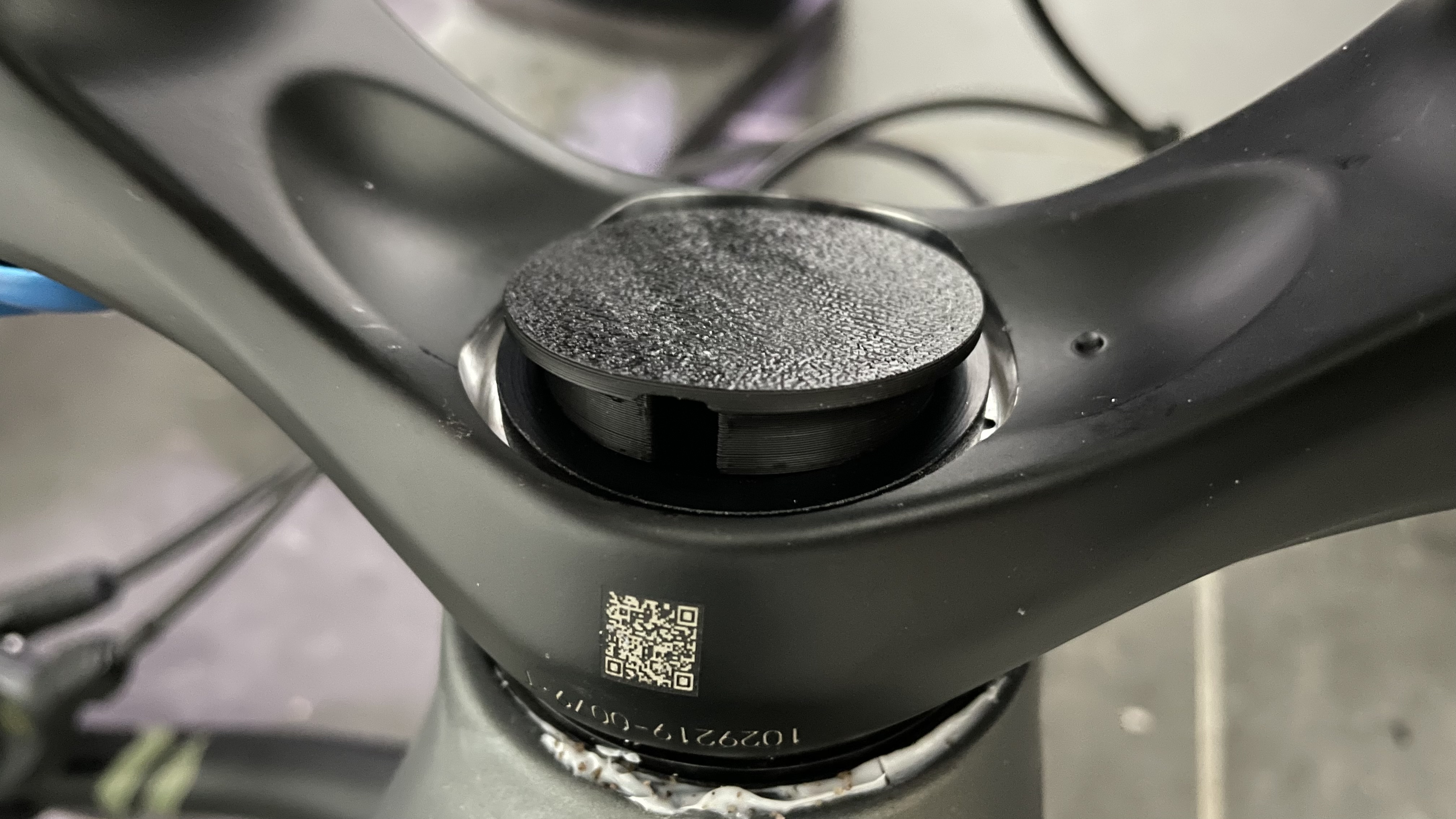 APPLE AirTag Bracket Ø34 mm for MTB forks by Guschtl Download free