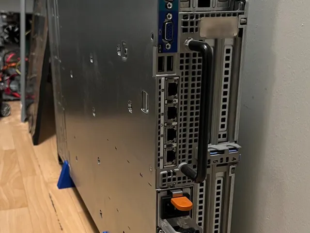 Dell R720 Tower stand