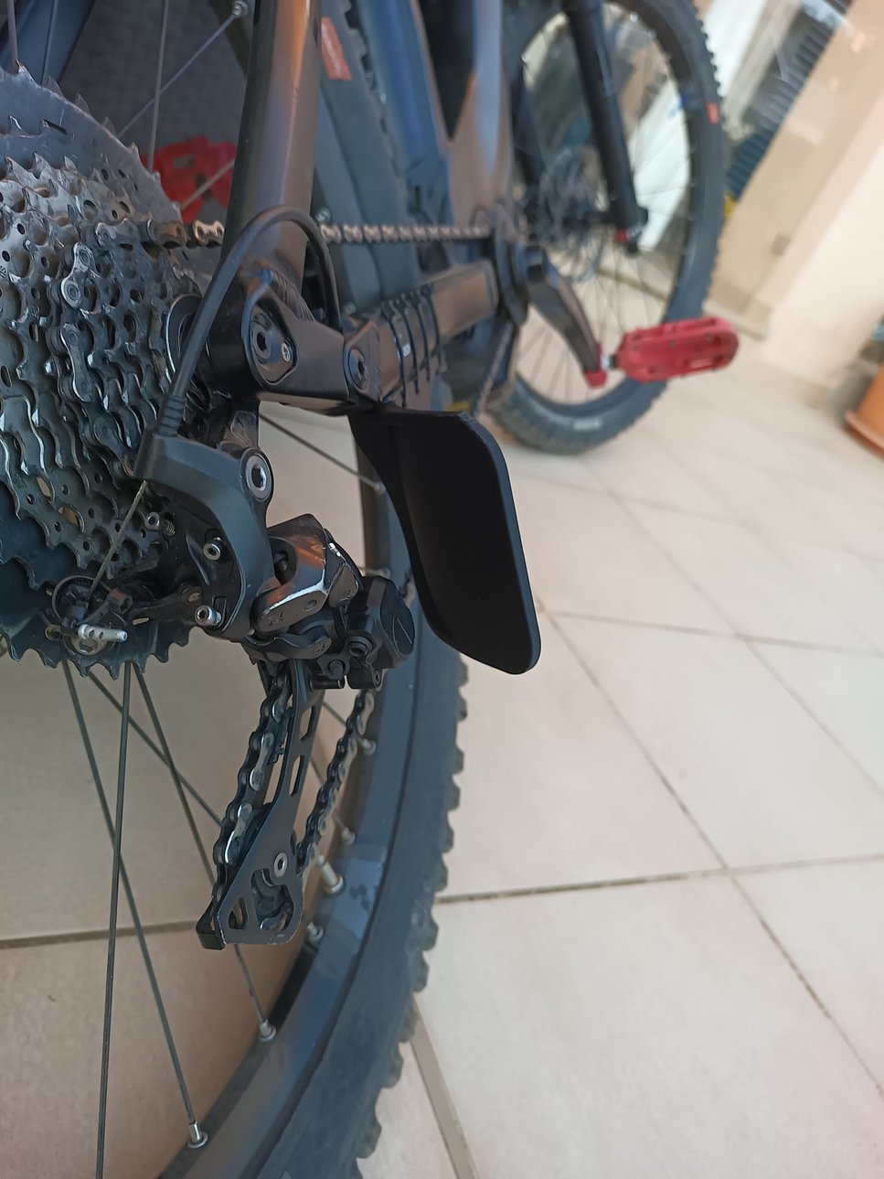 MOUNTAIN BIKE DERAILLEUR GUARD by Download free STL model